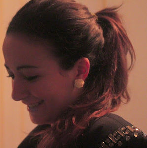 Meet your Posher, Nora